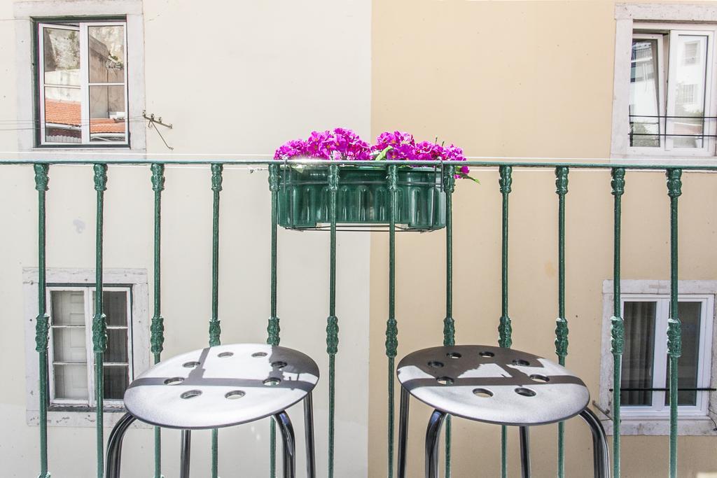 The Love Tram Apartment Lisboa Екстериор снимка