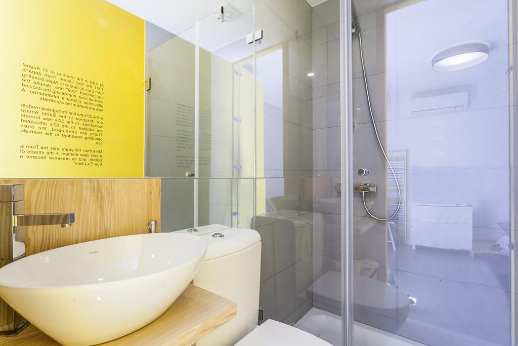 The Love Tram Apartment Lisboa Екстериор снимка